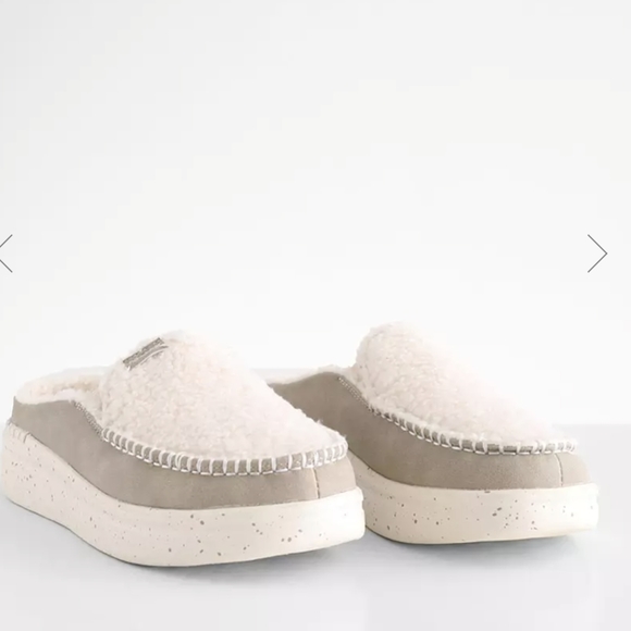 HEY DUDE LEXI  MULE  LOAFER - Picture 2 of 7